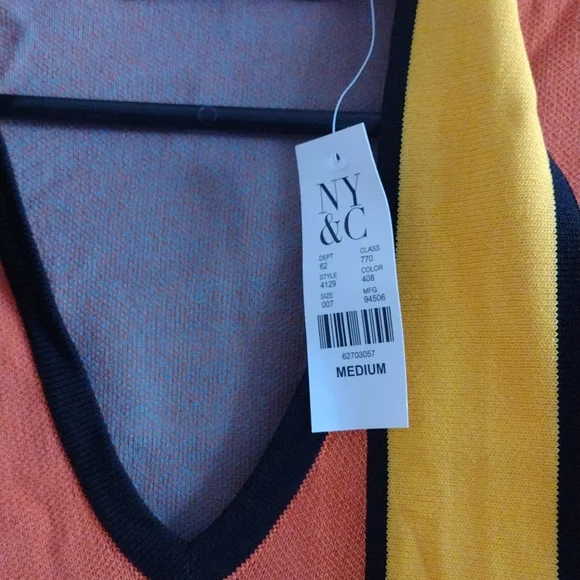 New York and Company Color-Blocking Dress - Picture 4 of 7